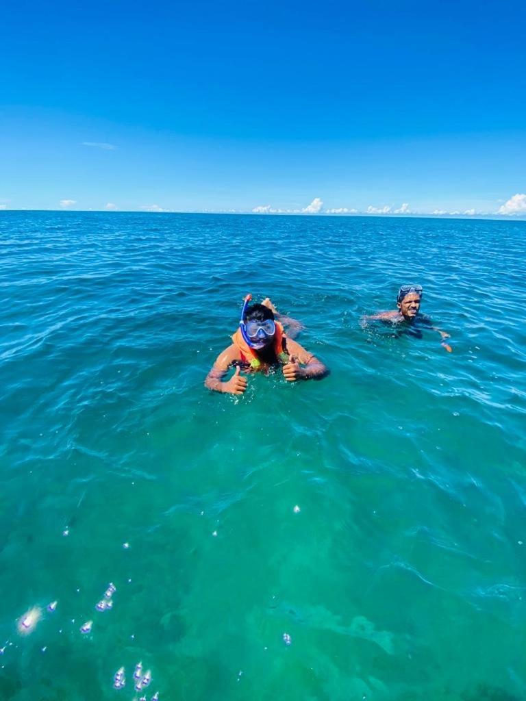 Blue Waves Kite Surfing Beach Resort カルピティヤ エクステリア 写真
